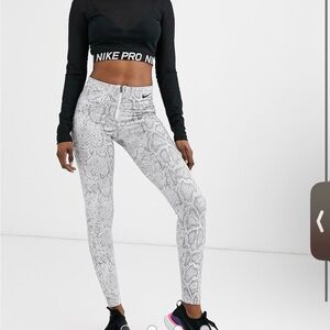 Nike Snake Print Leggings - Gray